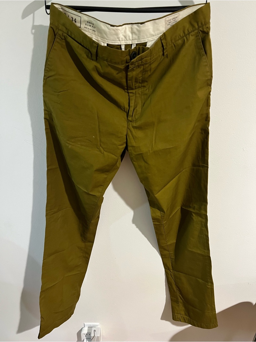 Club Monaco Olive Chino Pants Slim fit